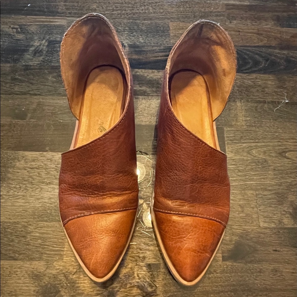 FREE PEOPLE SHOES! 🤎
